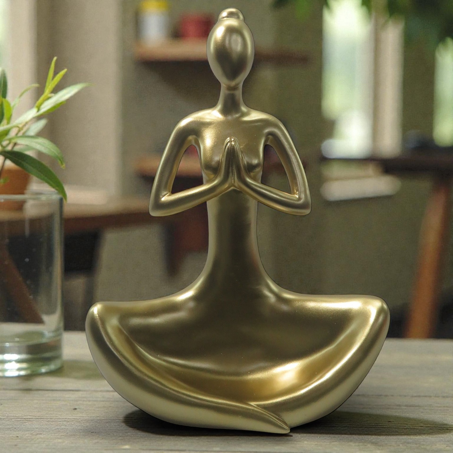 Yoga Lady Gold Large 24x32cm