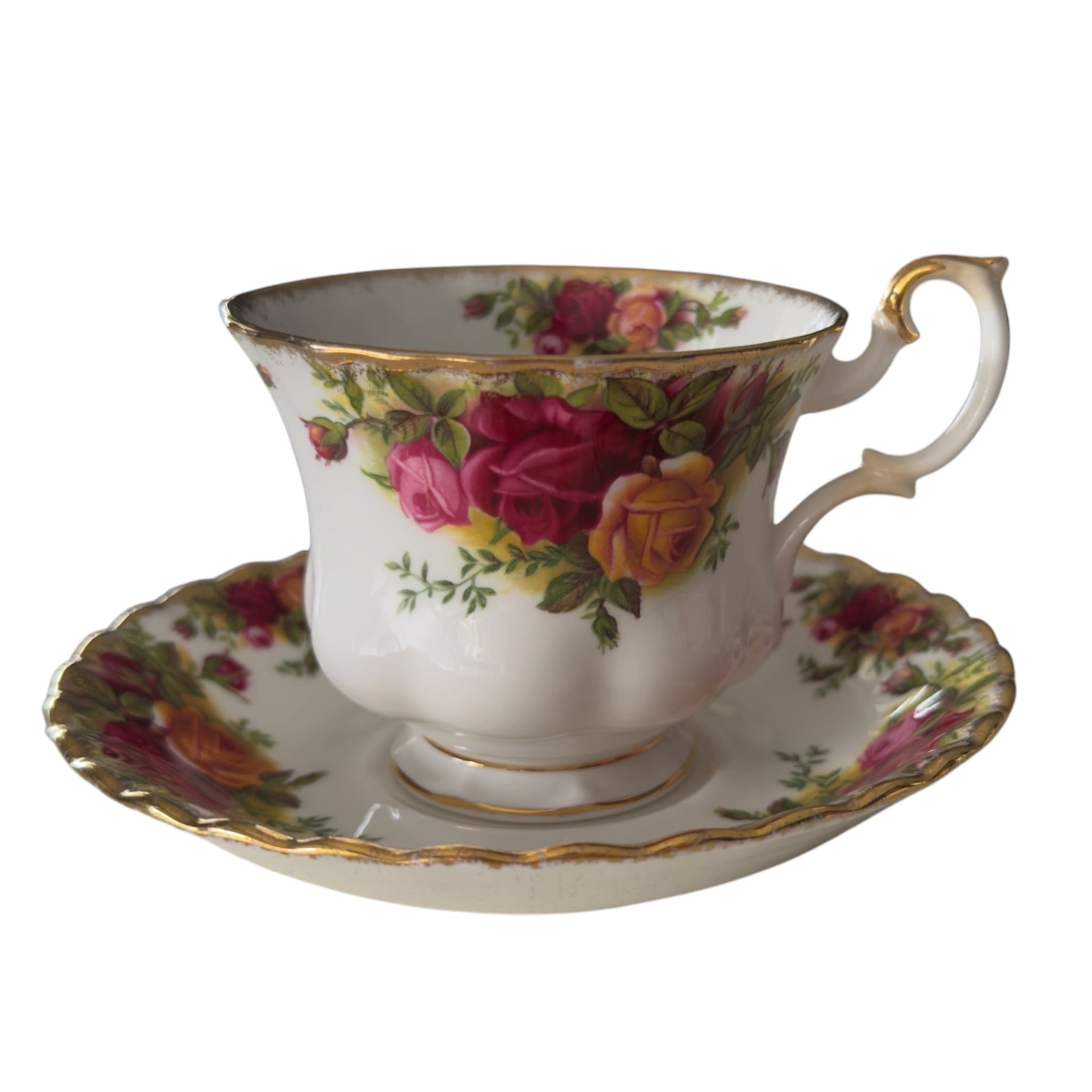 Royal Albert Old Country Roses Cup & Saucer Duo — Mild Rubbed Gilding