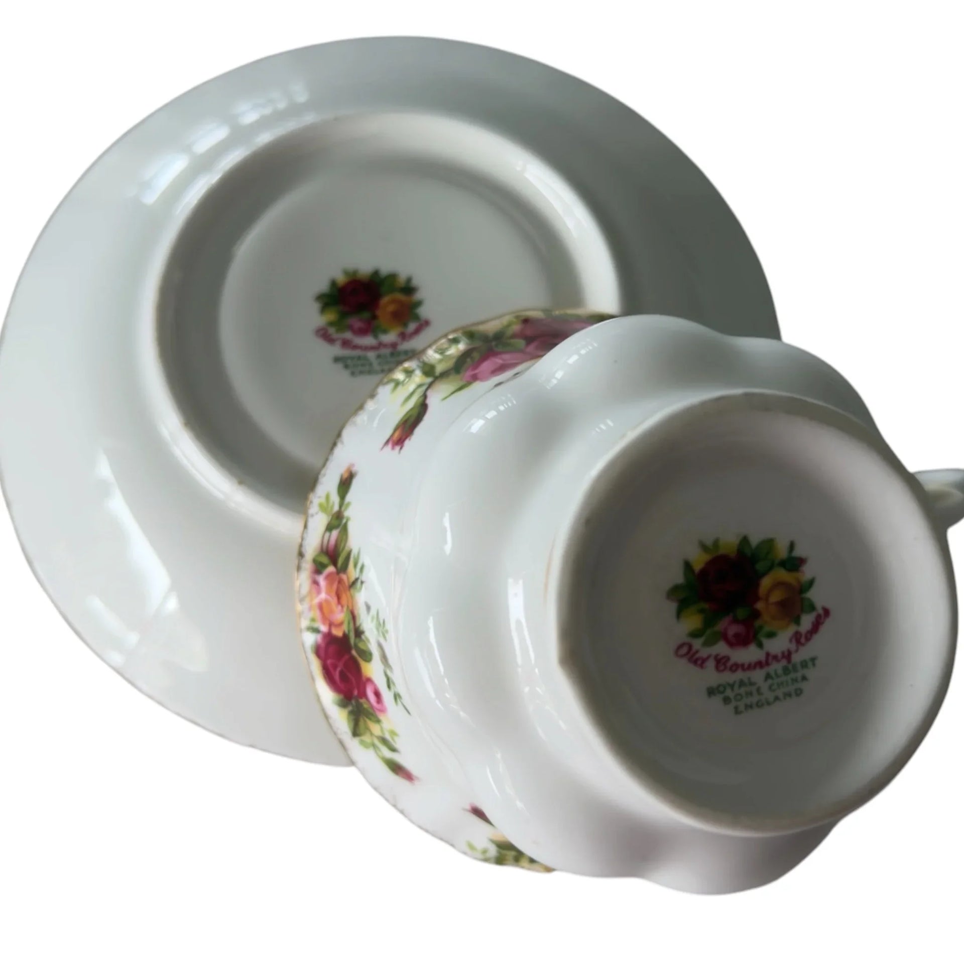 Royal Albert Old Country Roses teacup and saucer set, vintage bone china with floral design
