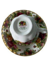 Royal Albert Old Country Roses Cup & Saucer Duo — Mild Rubbed Gilding