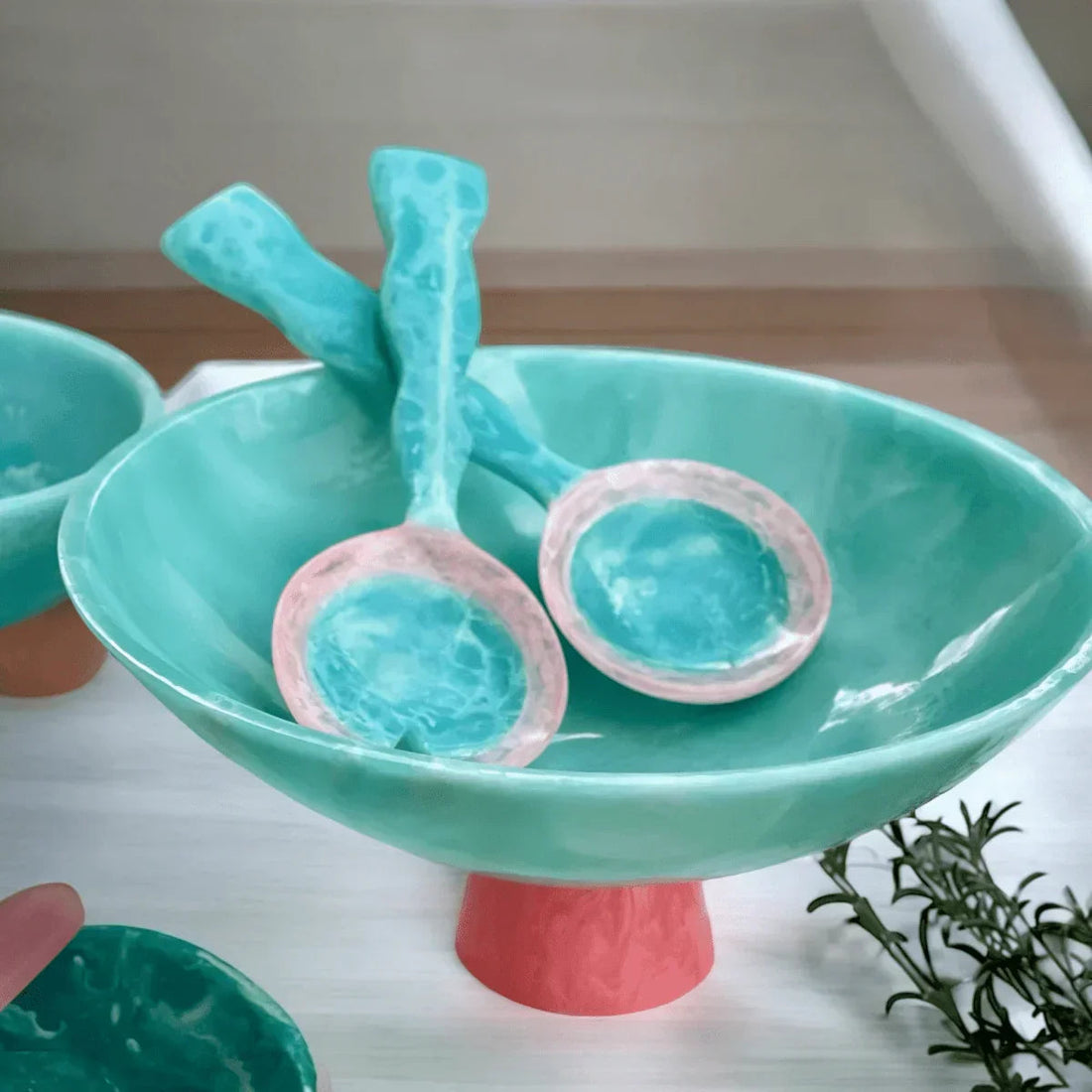 Athena Pedestal Bowl - Exquisite Homewares 