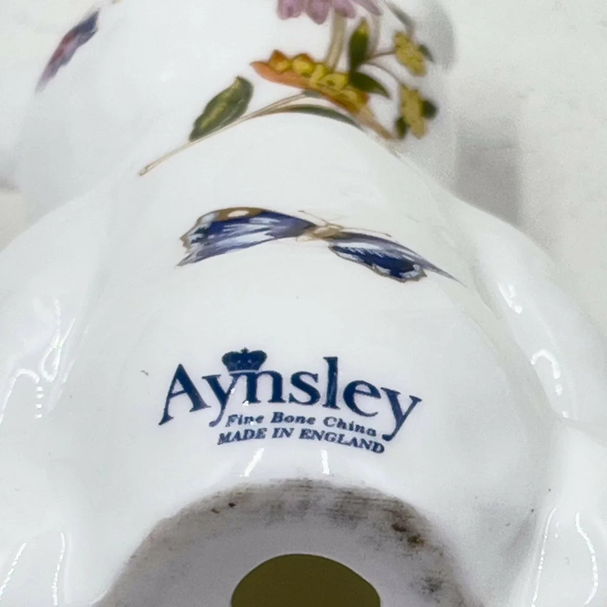 Aynsley Cottage Garden Bear Figurine - Exquisite Homewares 