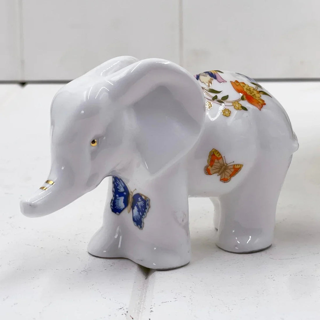 Aynsley Cottage Garden Elephant 11x8cm - Made in England - Exquisite Homewares 