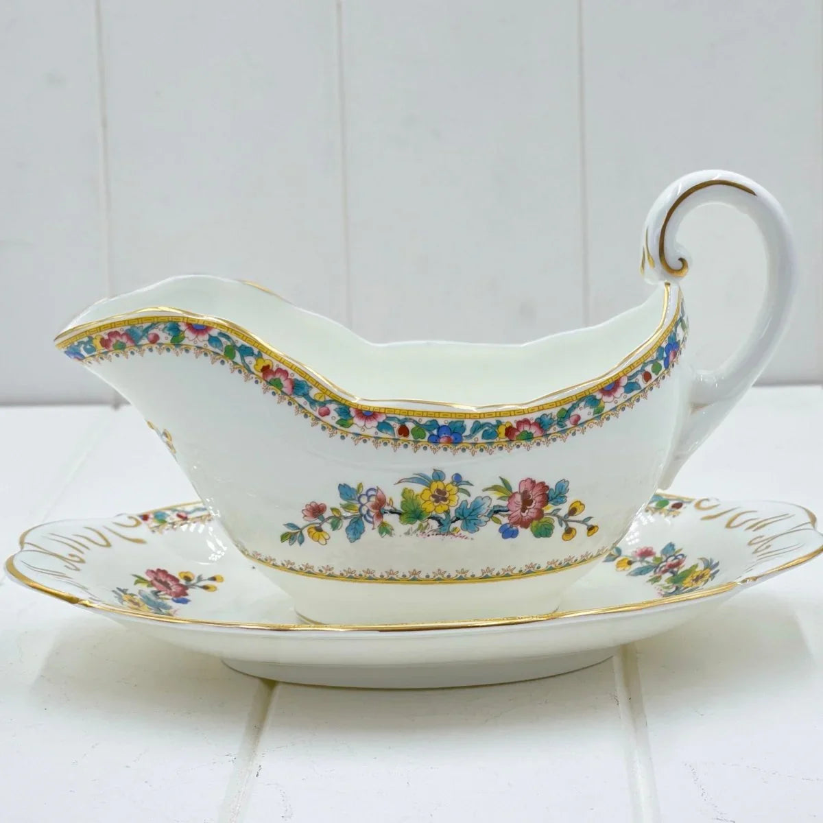 Coalport Ming Rose Gravy Boat and Saucer - Exquisite Homewares 