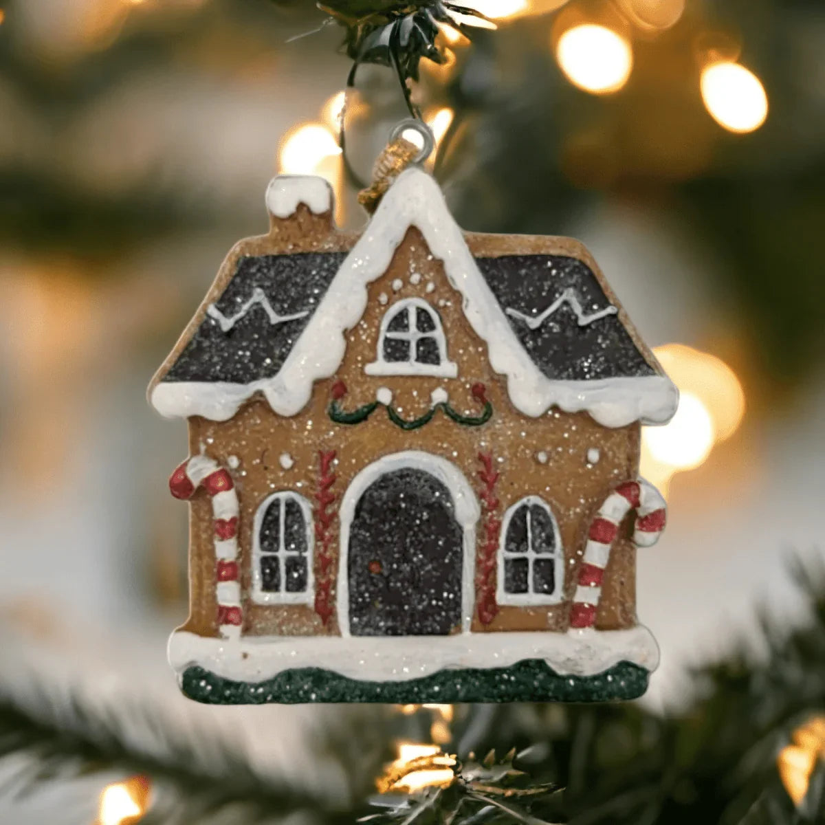 Hanging Gingerbread House - Exquisite Homewares 
