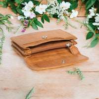 Kitt Purse in Tan - Exquisite Homewares 