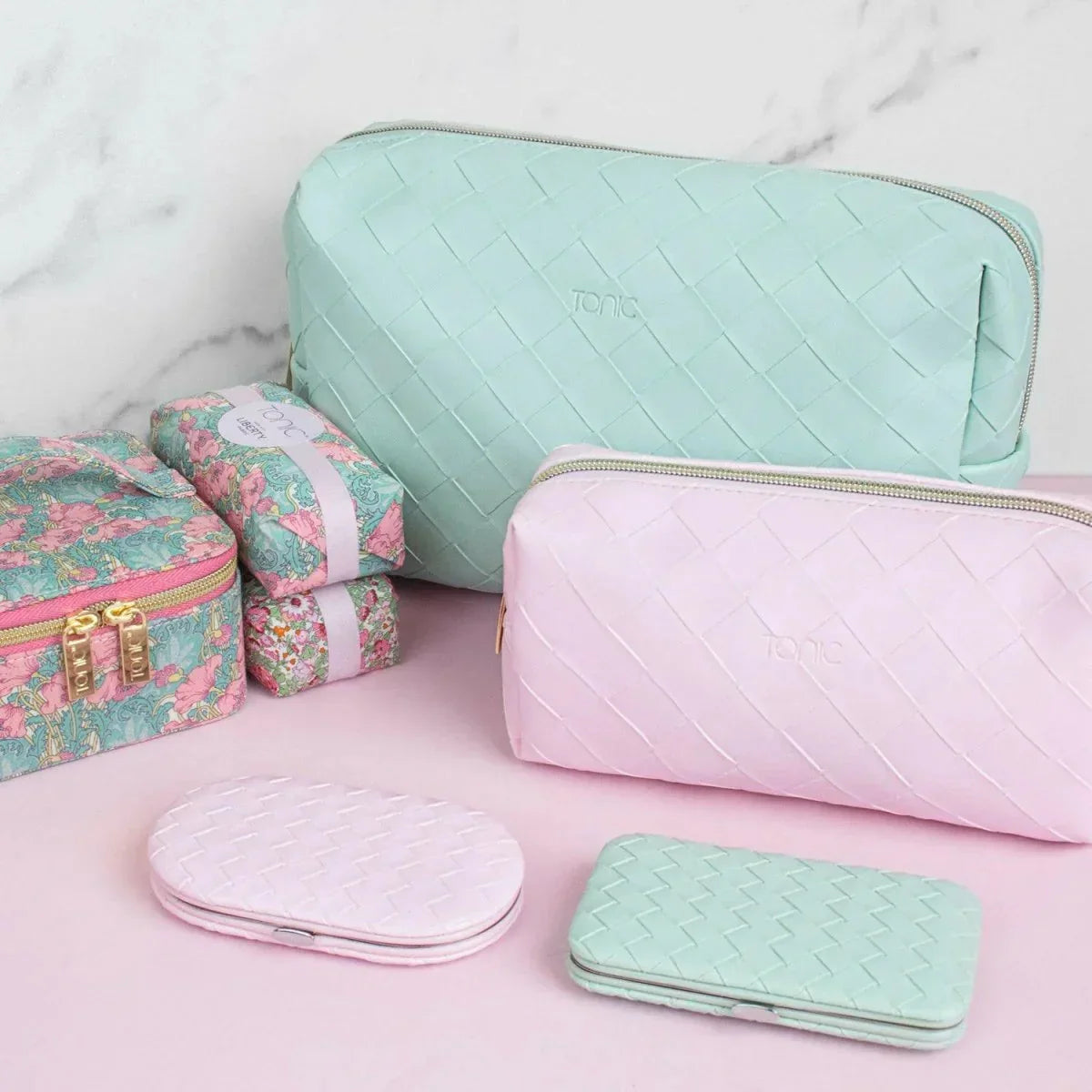 Large Beauty Bag - Woven Peony - Exquisite Homewares 