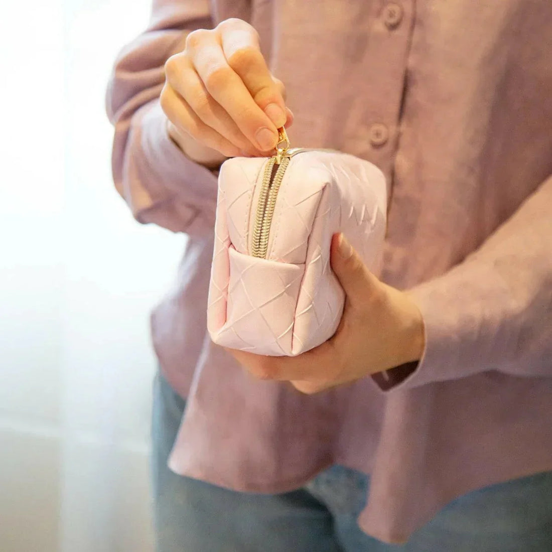 Large Beauty Bag - Woven Peony - Exquisite Homewares 