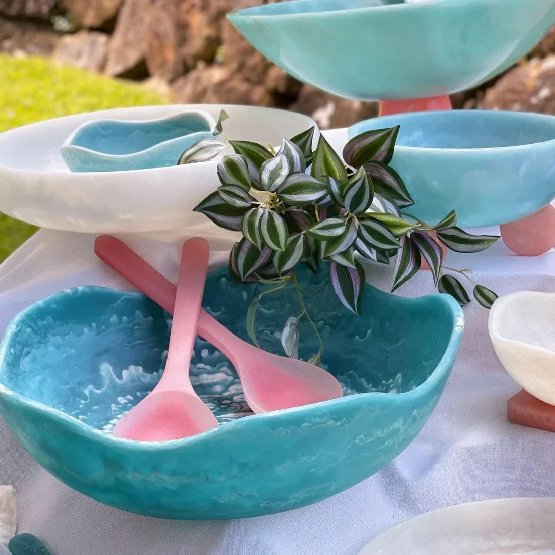 Lorne Salad Servers Pink - Exquisite Homewares 
