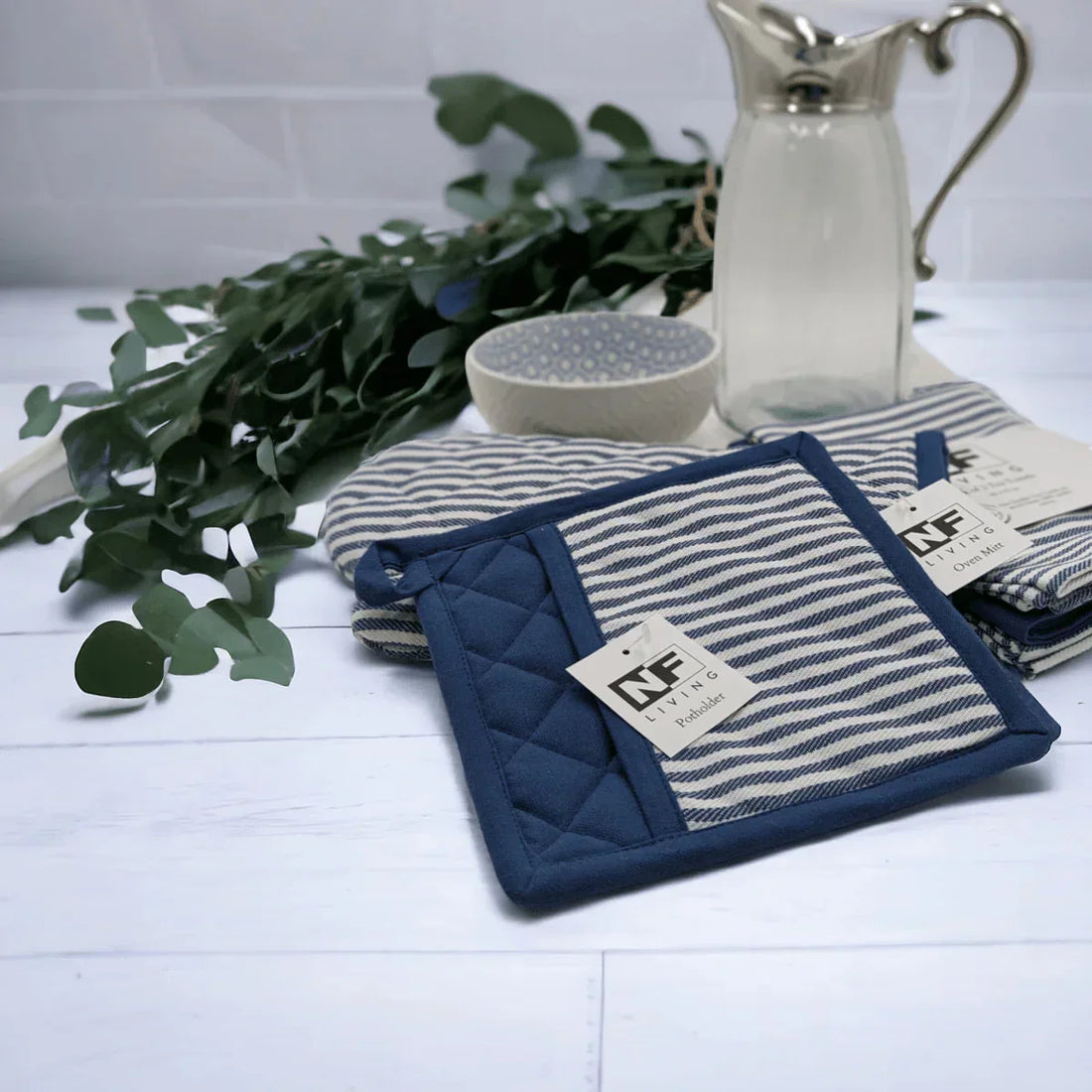 Maison Stripe Navy Potholder - Exquisite Homewares 