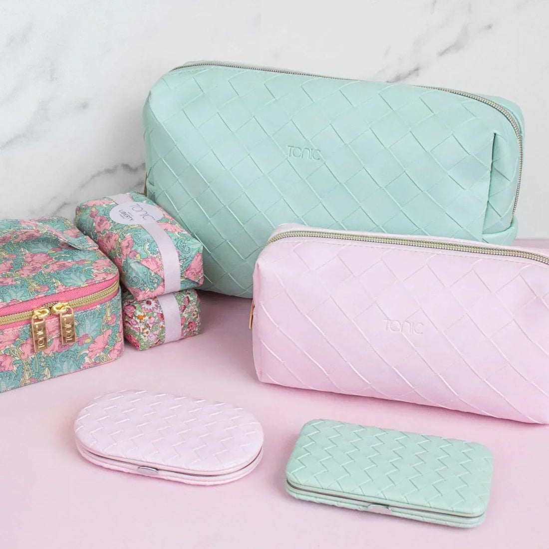 Manicure Set - Woven Teal - Exquisite Homewares 
