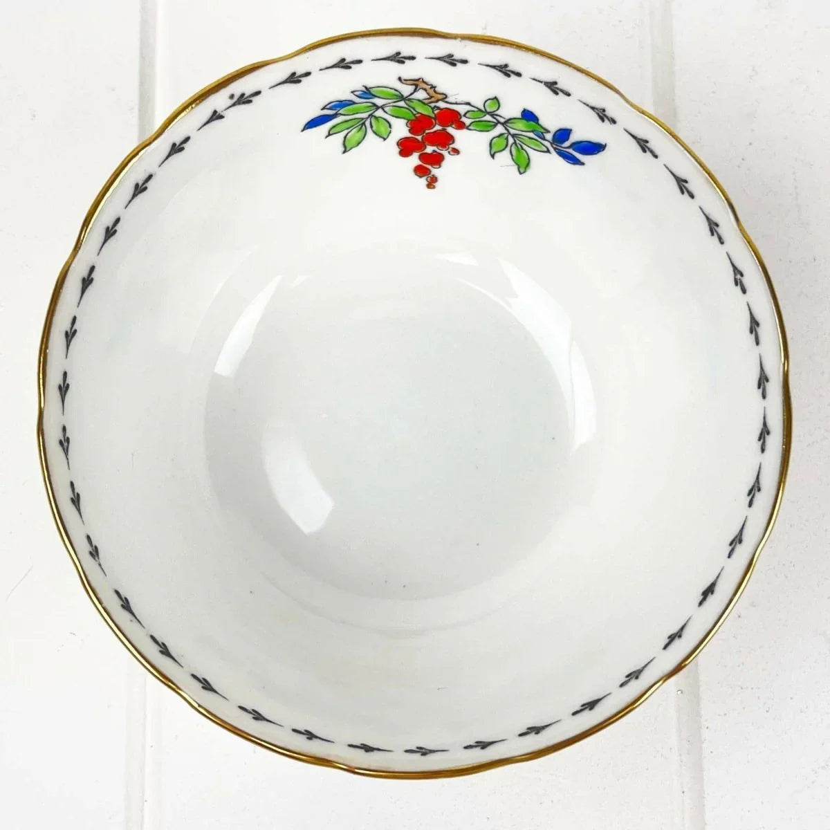 New Chelsea Staffs Hanging Chain 5039 Large Open Sugar Bowl - Exquisite Homewares 