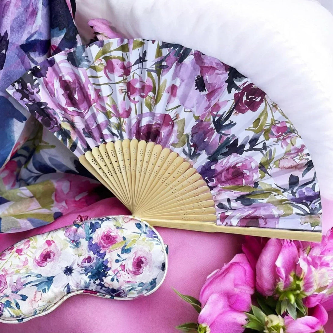 Peonie Rose Bamboo Fan - Exquisite Homewares 
