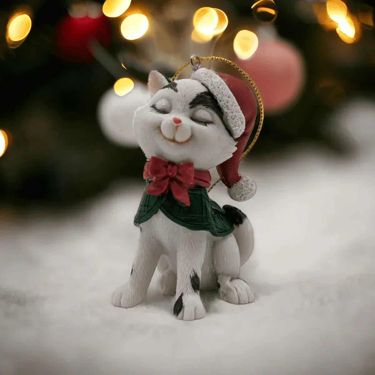 Red or Green Hanging Cat Tree Decoration - Exquisite Homewares 