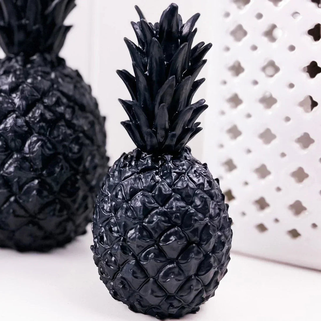 Rich Black Pineapple - Exquisite Homewares 