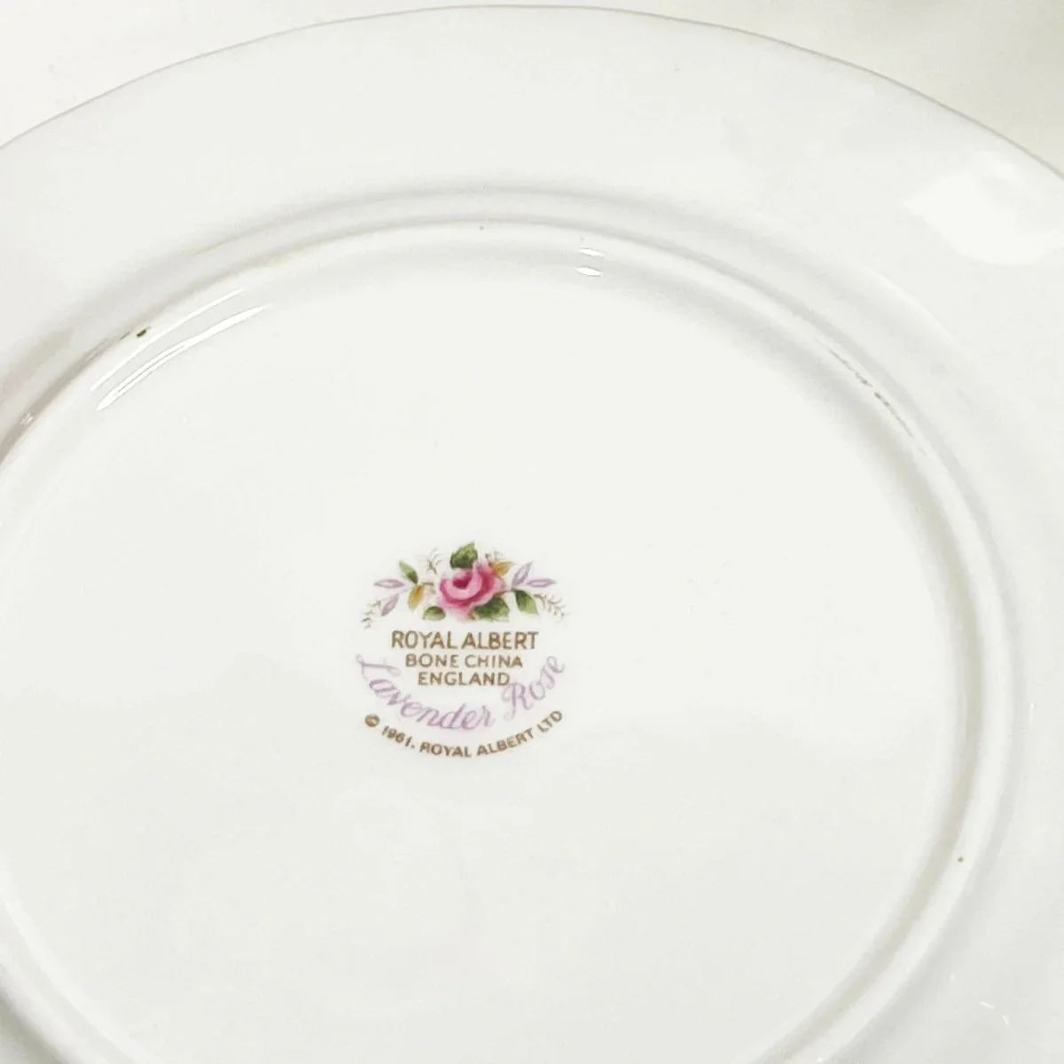 Royal Albert Lavender Rose Dinner Plate - Exquisite Homewares 