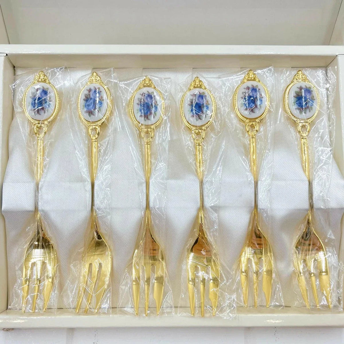 Royal Albert Moonlight Roses Cake Forks - Exquisite Homewares 