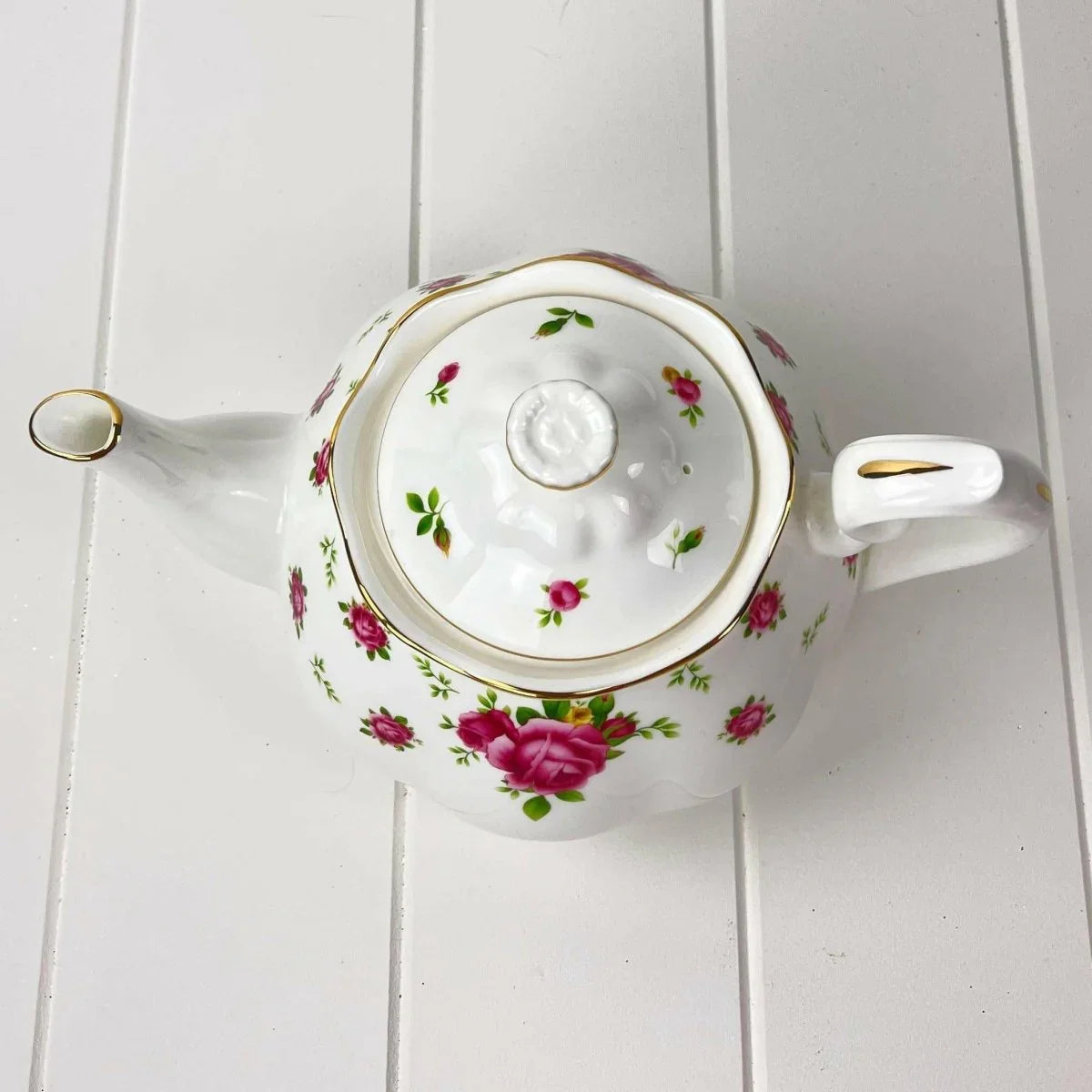 Royal Albert New Country Roses Large White Teapot - Exquisite Homewares 
