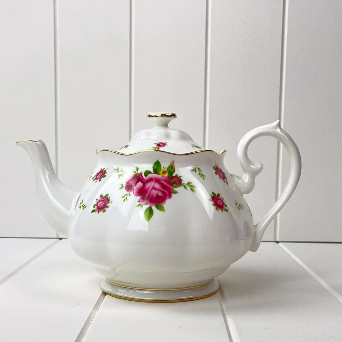 Royal Albert New Country Roses Large White Teapot - Exquisite Homewares 
