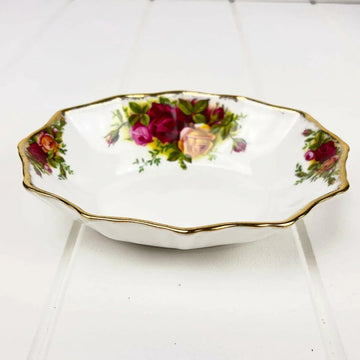 Royal Albert Old Country Roses Bon Bon / Nut Dish - Exquisite Homewares 