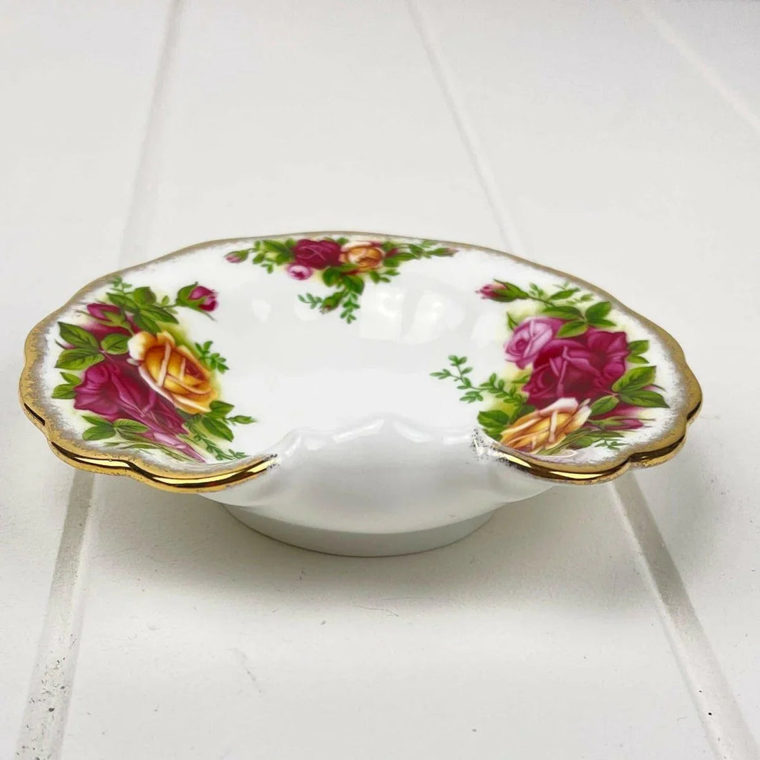 Royal Albert Old Country Roses Soap Dish - Exquisite Homewares 