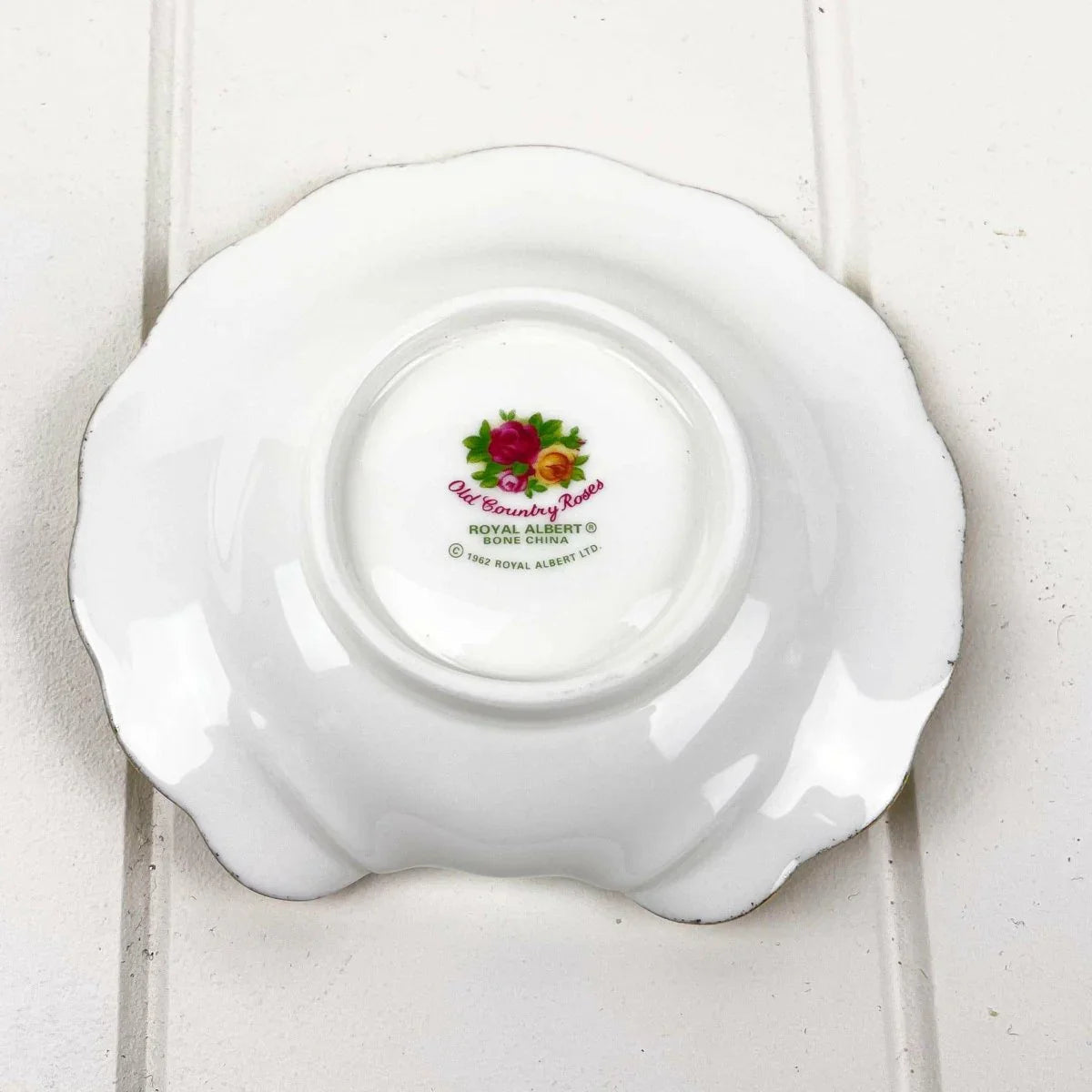 Royal Albert Old Country Roses Soap Dish - Exquisite Homewares 