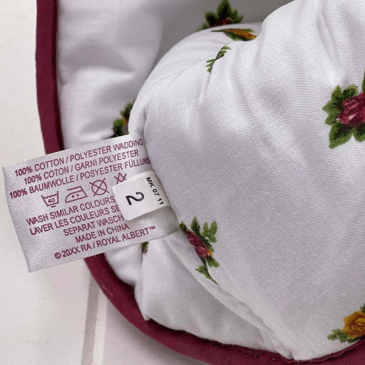 Royal Albert Old Country Roses Tea Cosy - Exquisite Homewares 