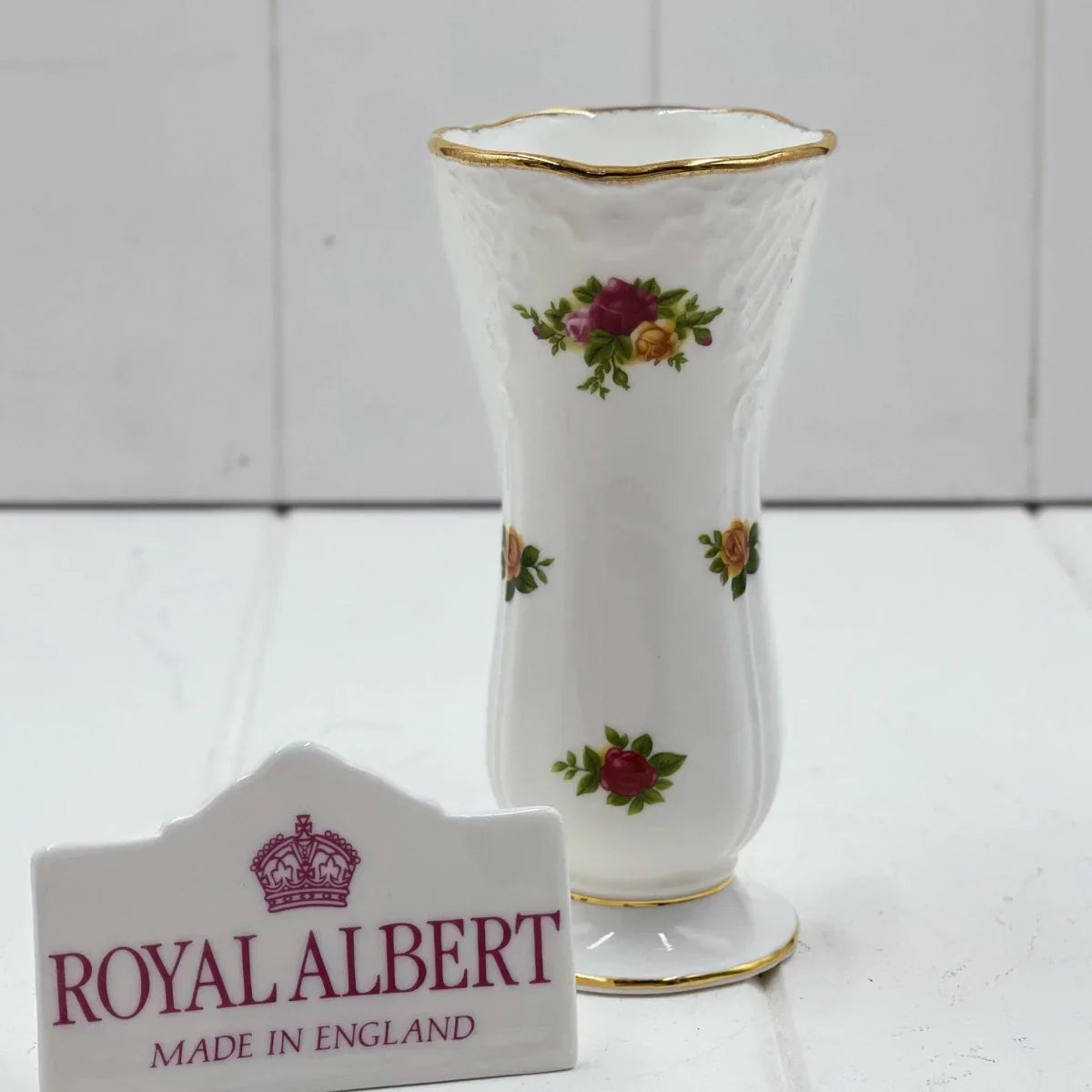 Royal Albert Old Country Roses Victorian Vase - Exquisite Homewares 