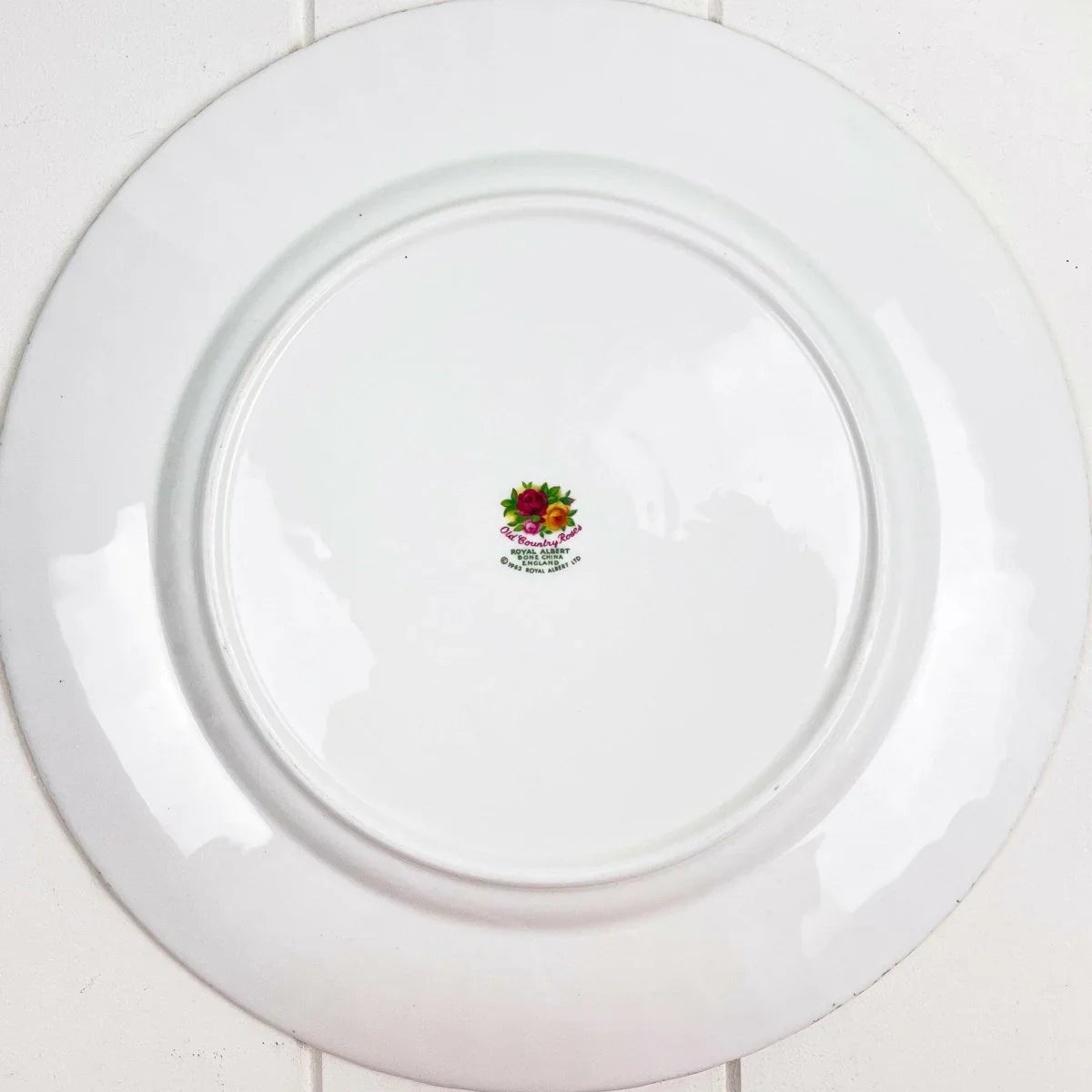 Royal Albert Vintage 1st Edition Old Country Roses Dinner Plate - Exquisite Homewares 