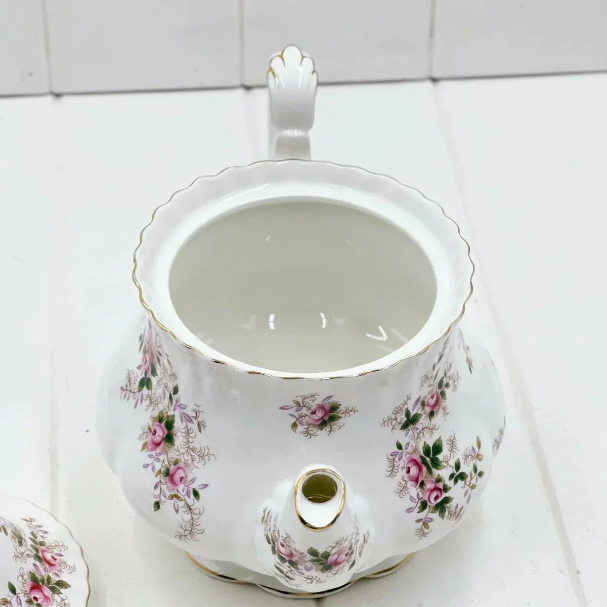 Royal Albert Vintage Lavender Rose Large Teapot - Exquisite Homewares 