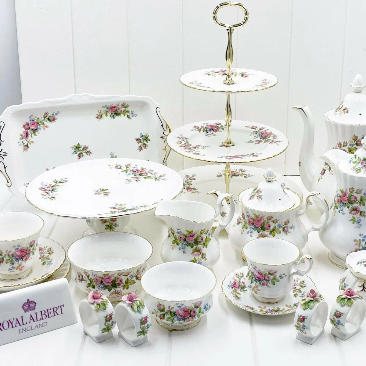 Royal Albert Vintage Moss Rose Set of 4 Napkin Rings - Exquisite Homewares 