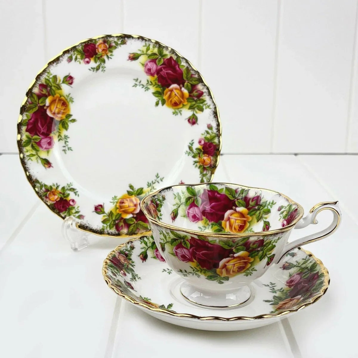 Royal Albert Vintage Old Country Roses Avon Shape Trio - Exquisite Homewares 