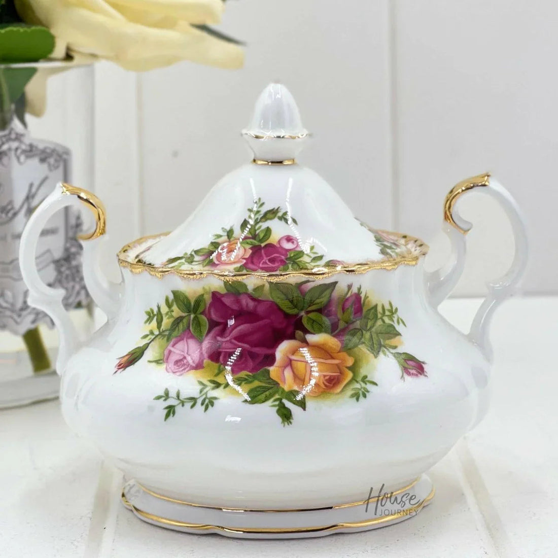 Royal Albert Old Country Roses Covered Sugar Bowl - Complete with Lid Made in England - Exquisite Homewares 