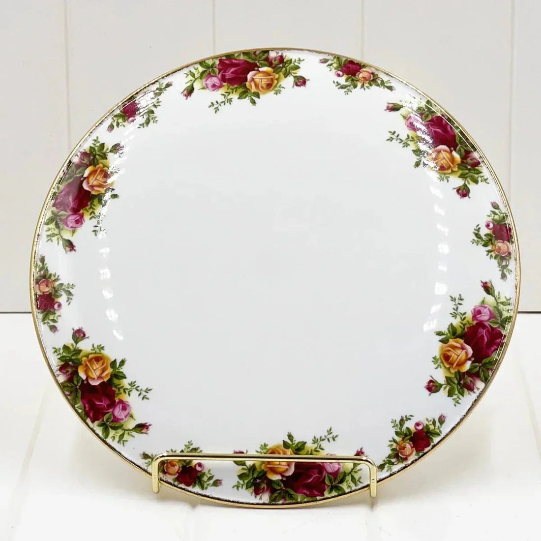 Royal Albert Vintage Old Country Roses Domed Cake Plate - Exquisite Homewares 