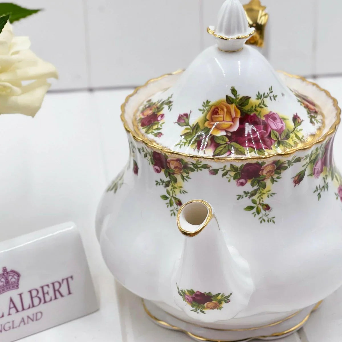 Royal Albert Vintage Old Country Roses Large Teapot - Exquisite Homewares 