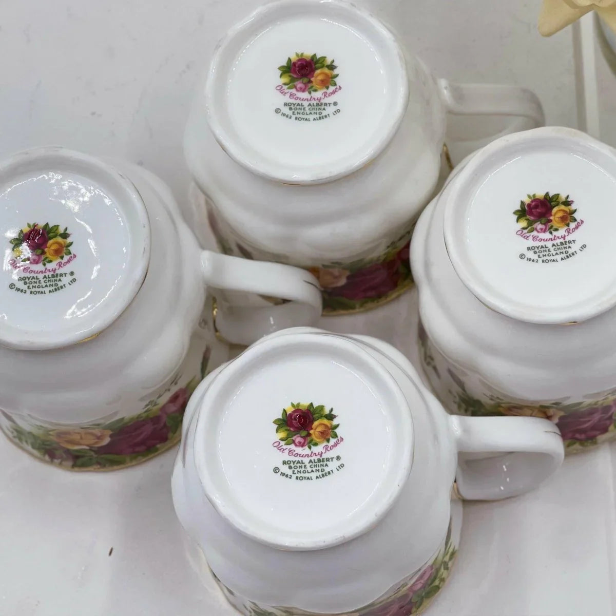 Royal Albert Vintage Old Country Roses Mugs (set 4) - Exquisite Homewares 