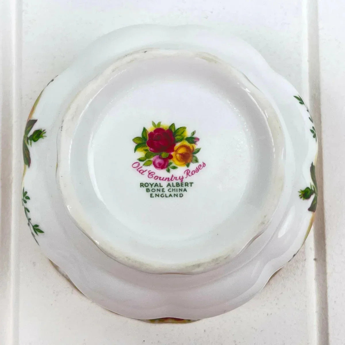 Royal Albert Vintage Old Country Roses Sugar Bowl - Exquisite Homewares 