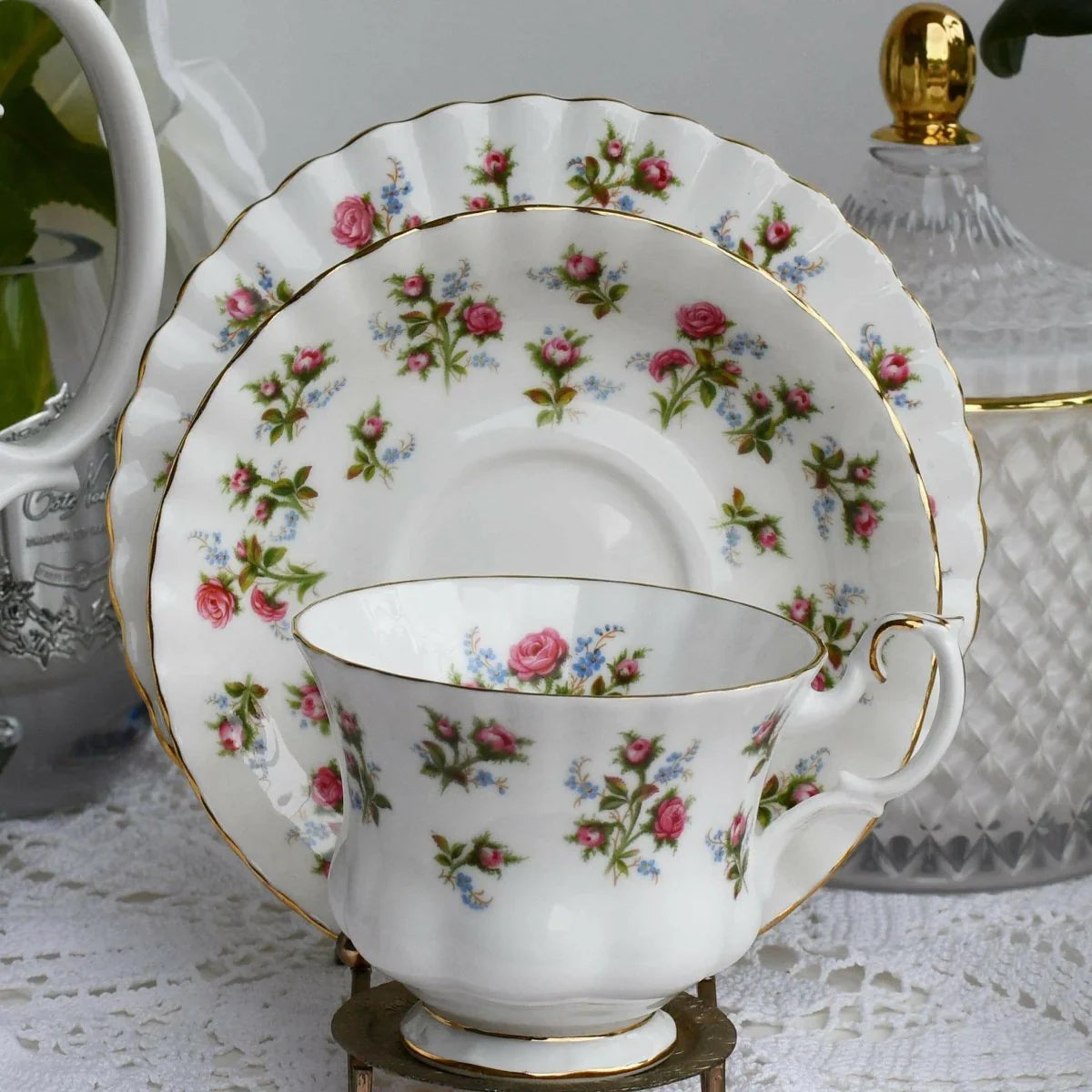Royal Albert Winsome Trio - Exquisite Homewares 