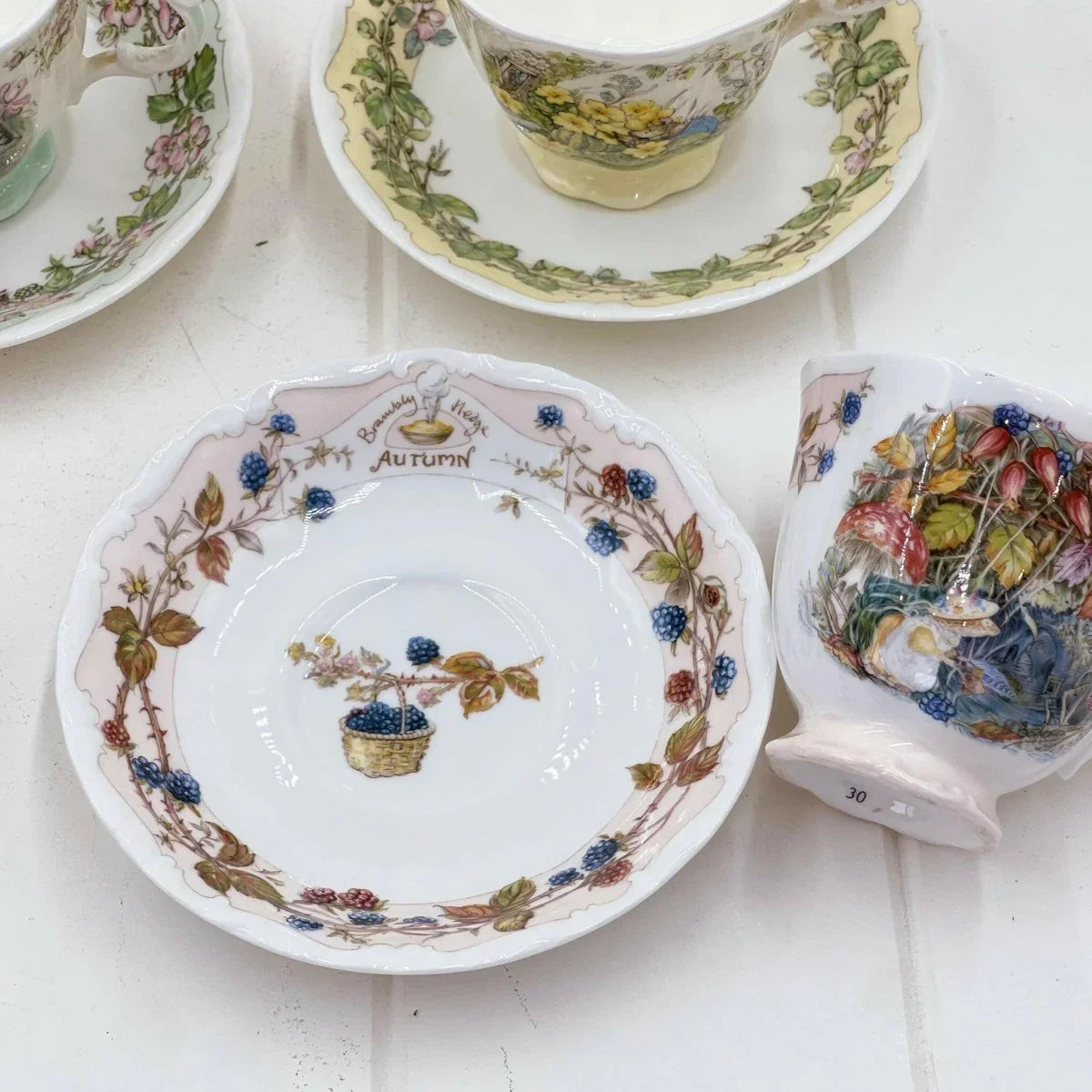 Royal Doulton Brambly Hedge Seasons Duo - Autumn - Exquisite Homewares 