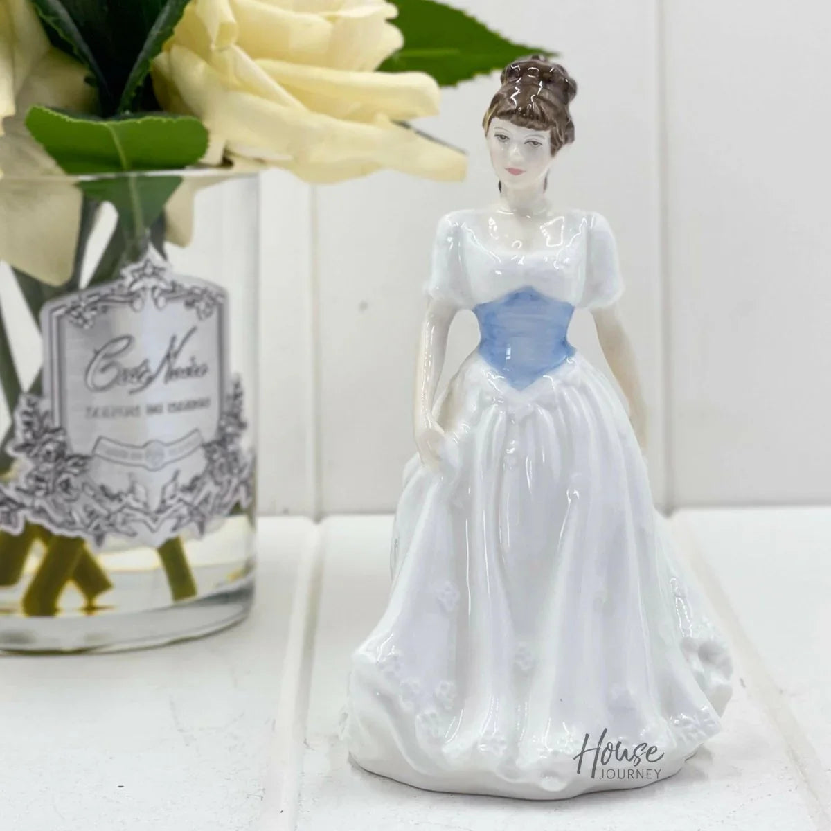 Royal Doulton England Collector's Club MELODY 1998 HN 4117 Figurine - Exquisite Homewares 