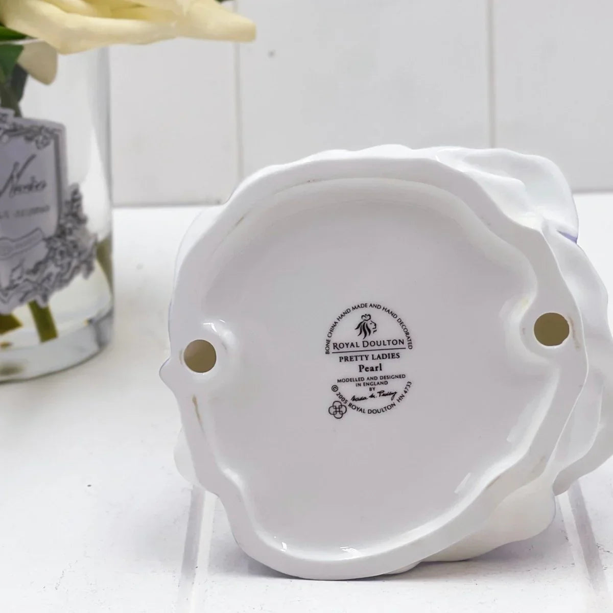 Royal Doulton Pretty Ladies Pearl HN4733 - 22cm High - Exquisite Homewares 