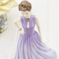 Royal Doulton Pretty Ladies Pearl HN4733 - 22cm High - Exquisite Homewares 