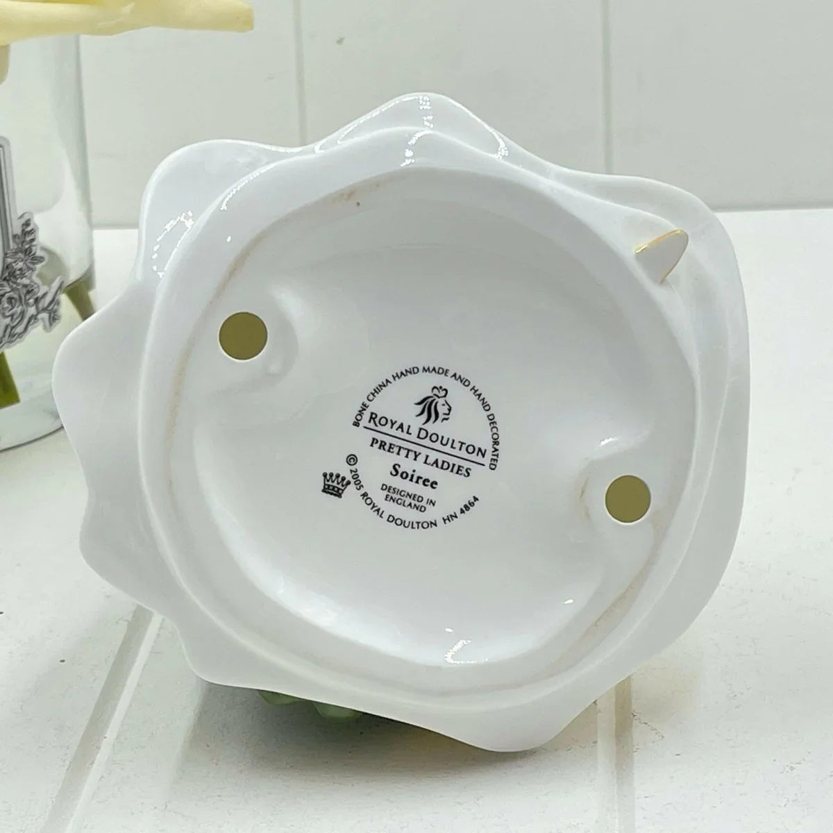 Royal Doulton Pretty Ladies Soiree HN4864 - Exquisite Homewares 