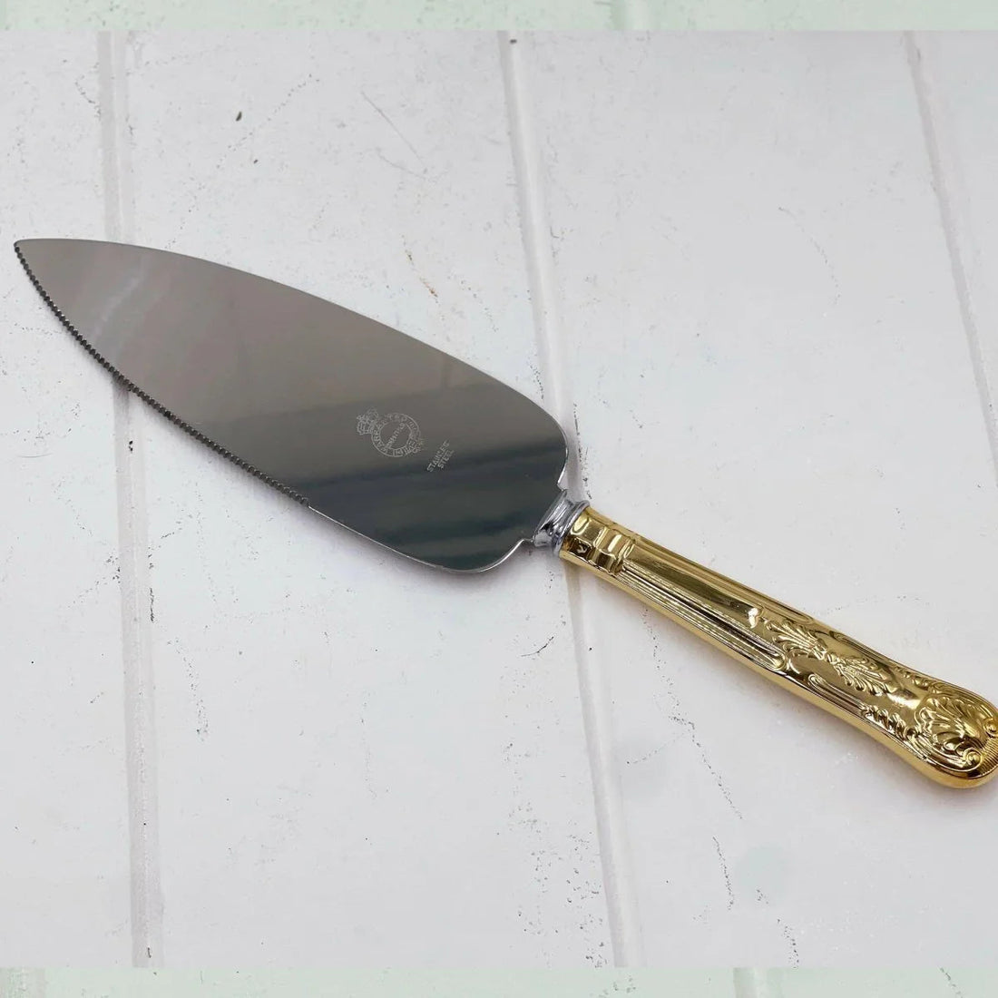 Sheffield Warranted Stainless Steel Cake Server - Exquisite Homewares 
