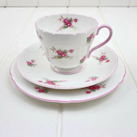 Shelley Vintage Rose Spray Trio - Exquisite Homewares 