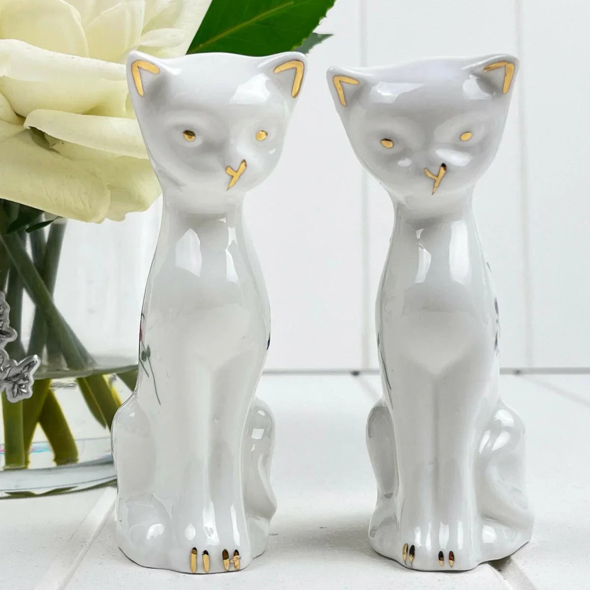 Staffordshire Vintage Pair of Floral Cats - Exquisite Homewares 