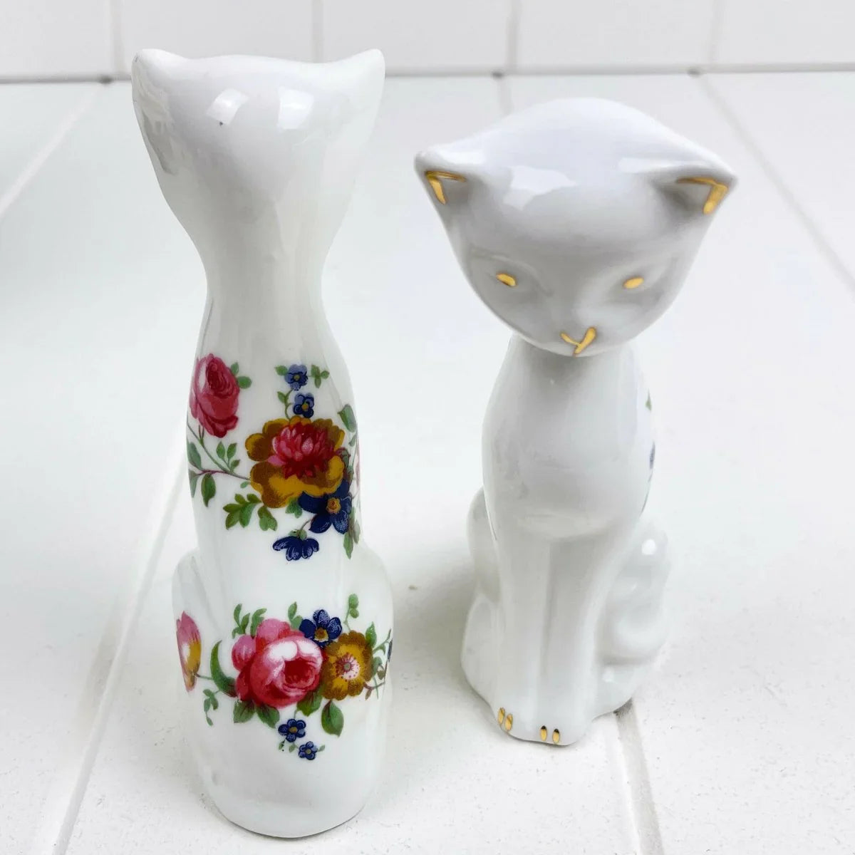 Staffordshire Vintage Pair of Floral Cats - Exquisite Homewares 