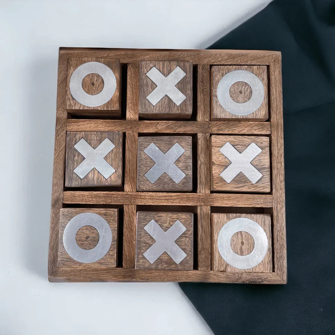 Vintage Charm Noughts and Crosses Set - Exquisite Homewares 