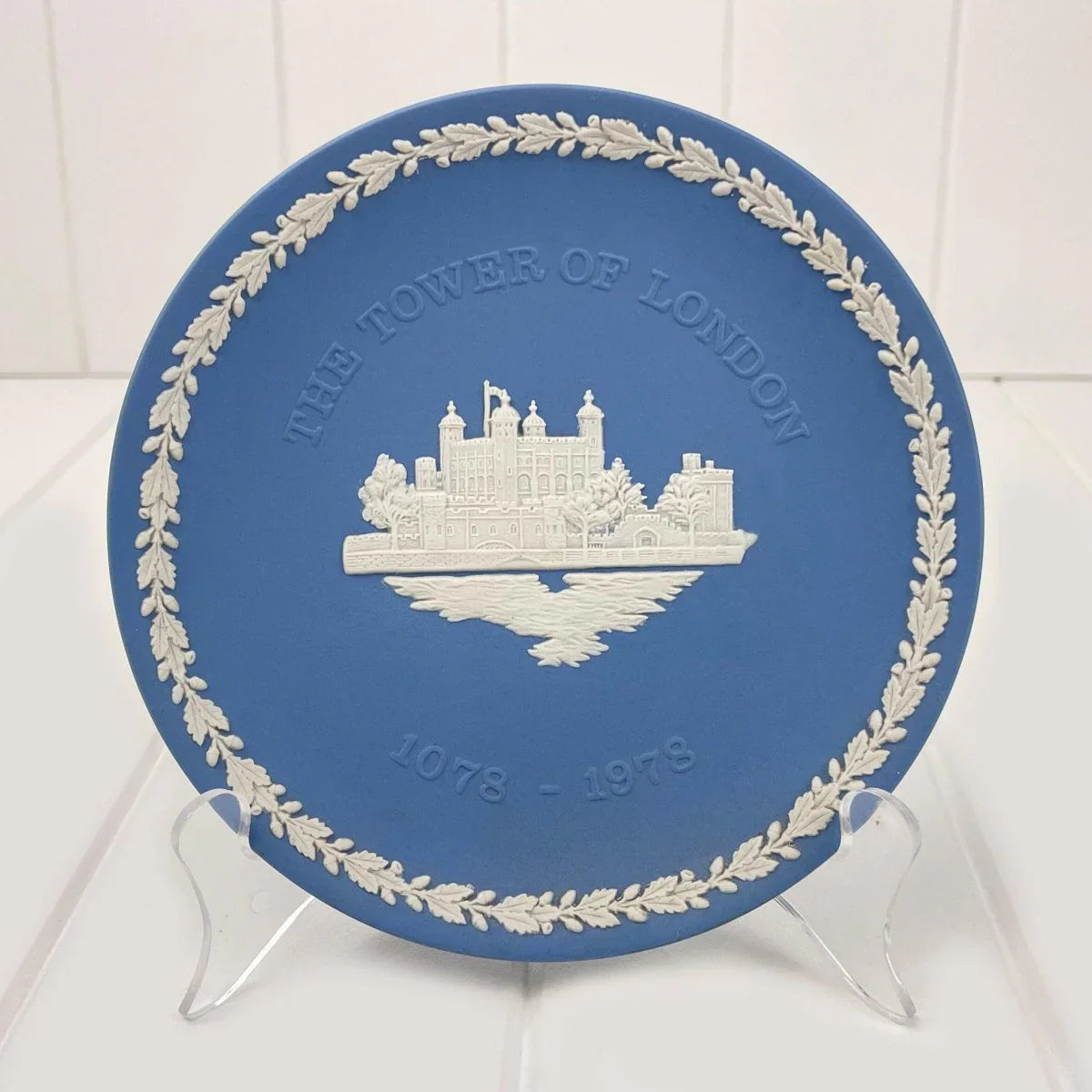 Wedgewood Jasperware Tower of London 1078 - 1978 Plate - Exquisite Homewares 