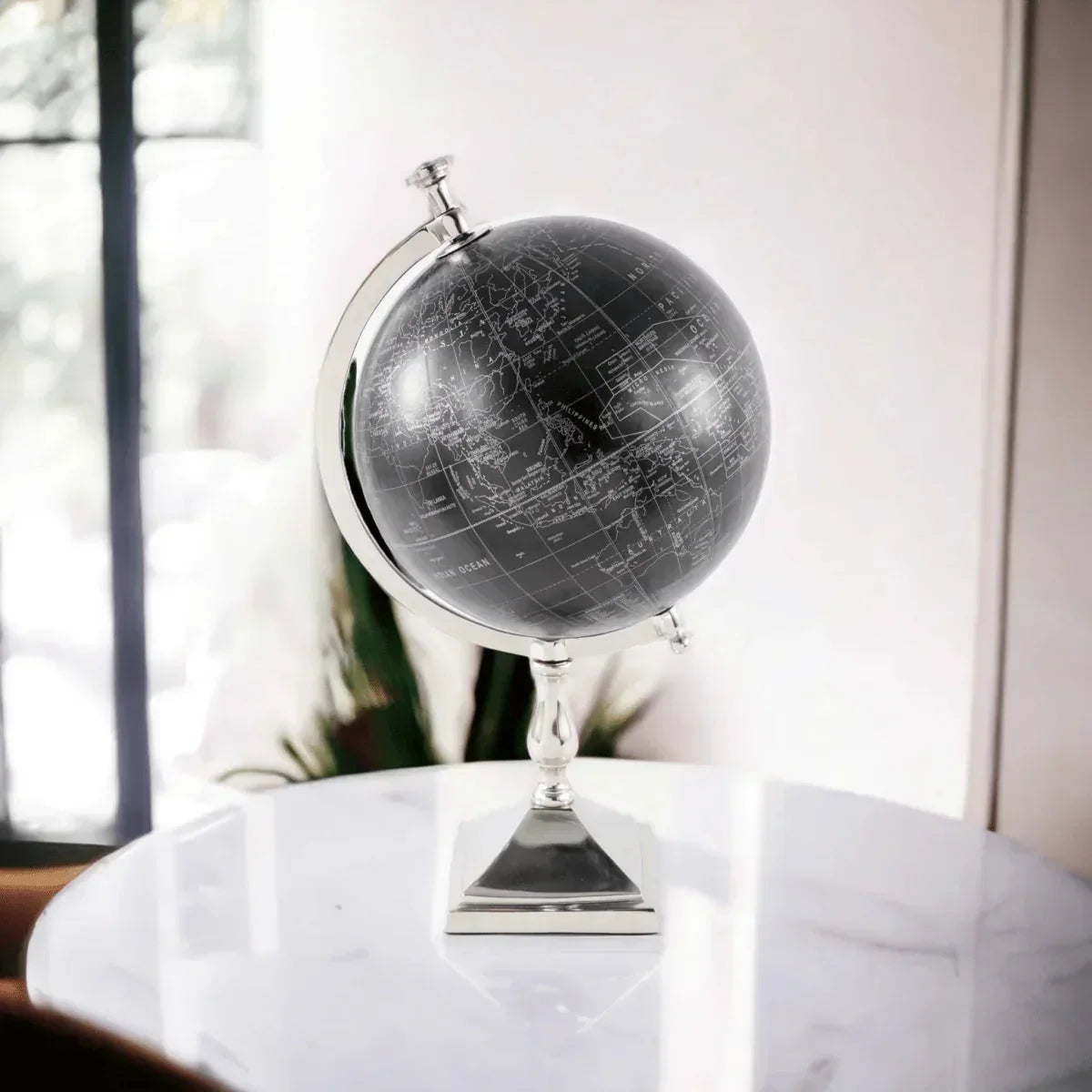 World Globe - House Journey
